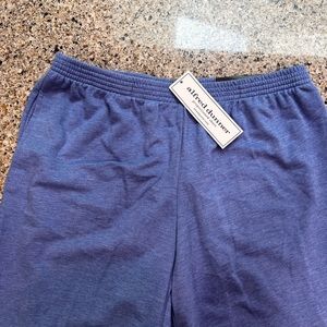 Alfred Dunner classic fit elastic waist sweatpants. Womens S proportioned short